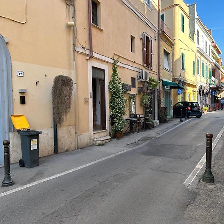 Casa Vacanze Romana 19 Giubileo 2025 Nettuno Esterno foto