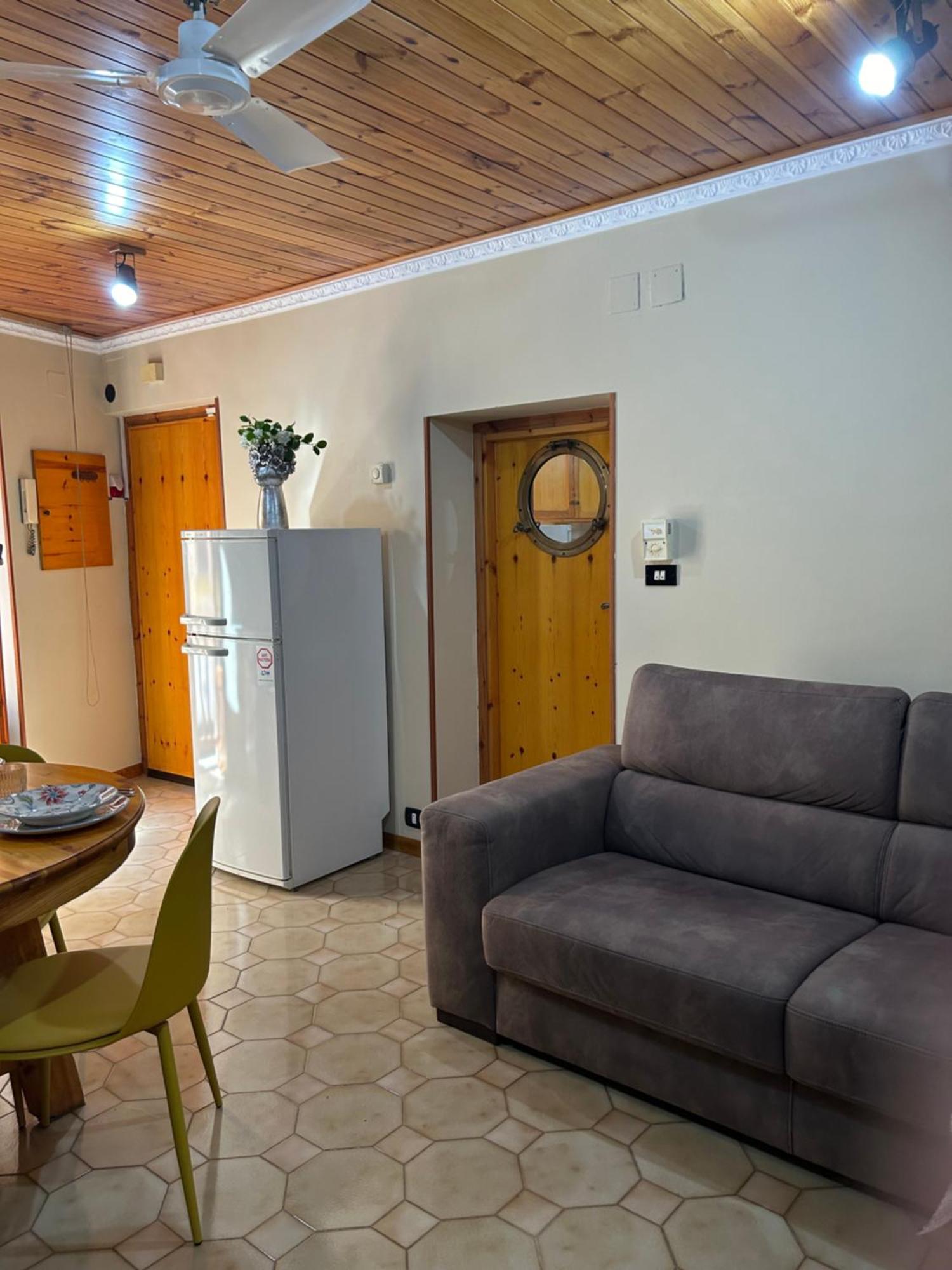 Casa Vacanze Romana 19 Giubileo 2025 Nettuno Esterno foto