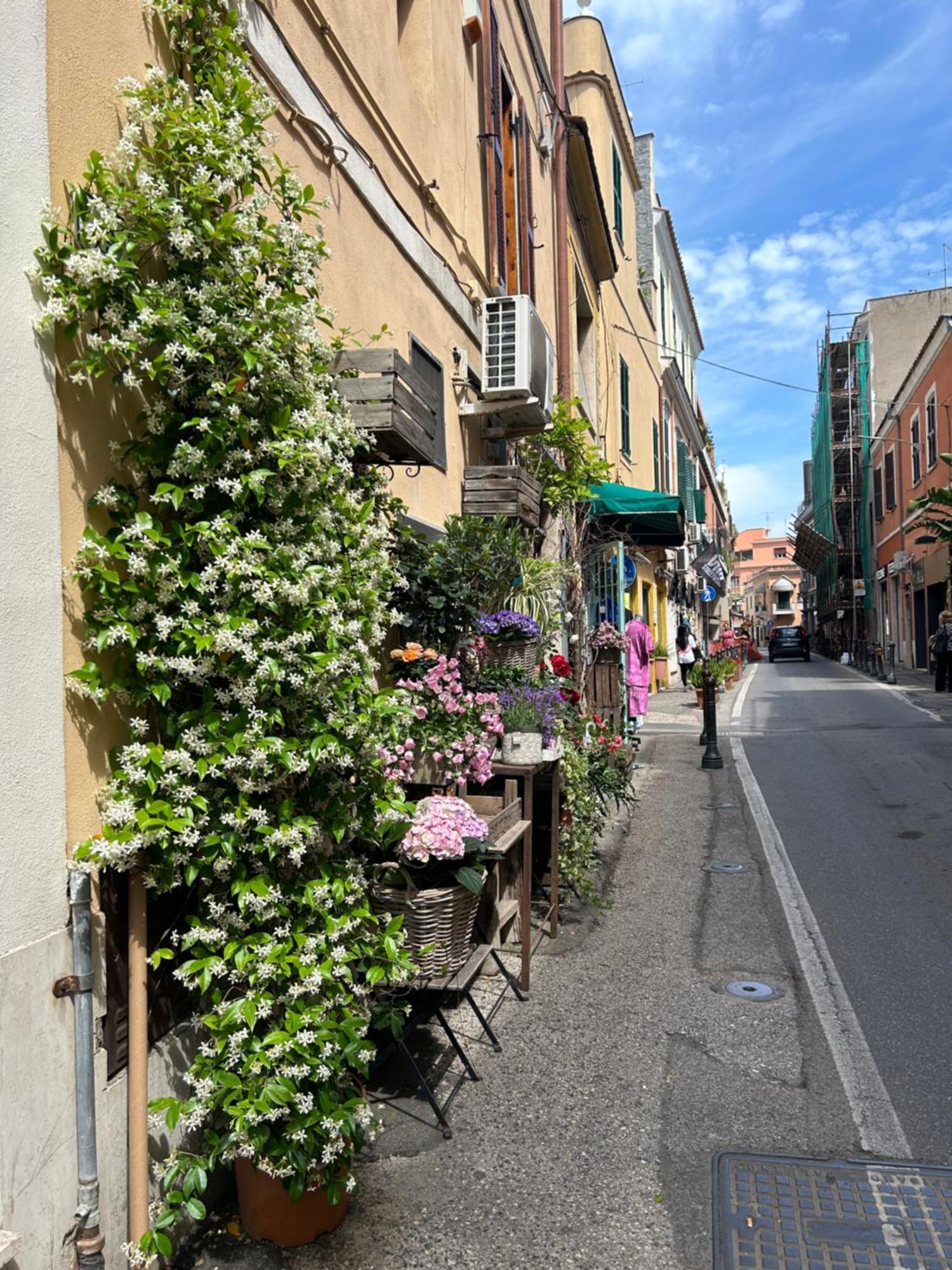 Casa Vacanze Romana 19 Giubileo 2025 Nettuno Esterno foto